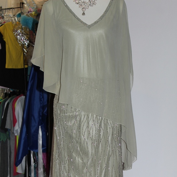 Green Dress Rhinestone Sequins - Picture 6 of 6